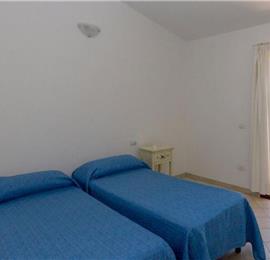2 Bedroom Villa with Pool in Costa Paradiso, Sleeps 4-6